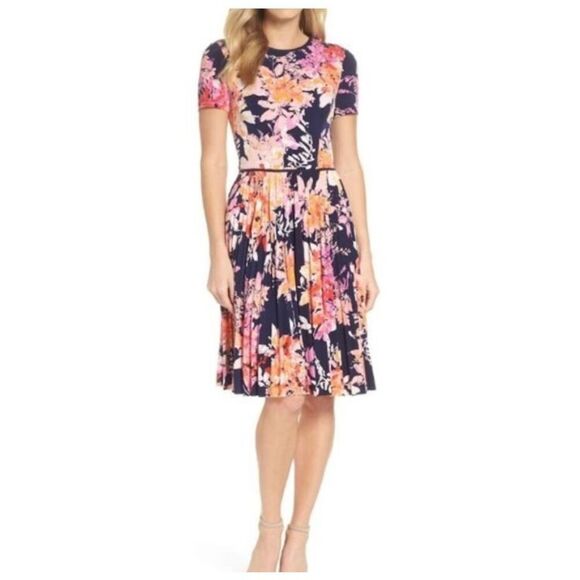 Maggy London Dresses & Skirts - Maggy London 8 Pink Floral Dress Fit & Flare Career Office Event Vacation Travel